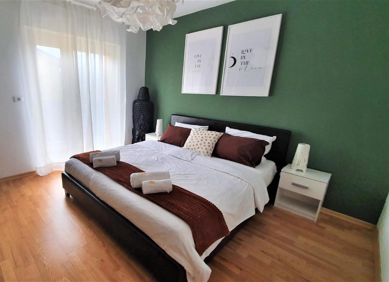 Apartment And Rooms Hisa Sonca Kobarid Bagian luar foto