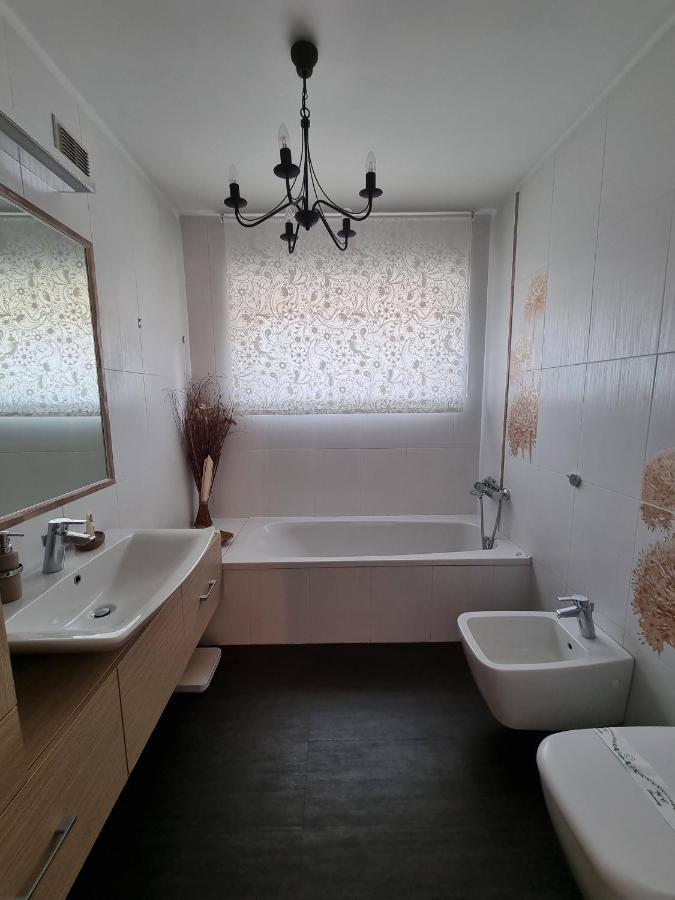 Apartment And Rooms Hisa Sonca Kobarid Bagian luar foto